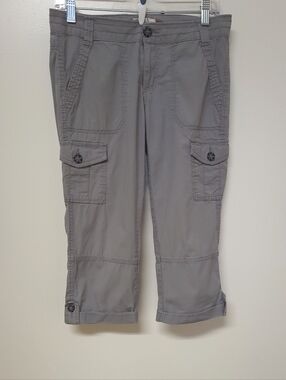 SO Womens Gray Cuffed Cargo Capri Pants